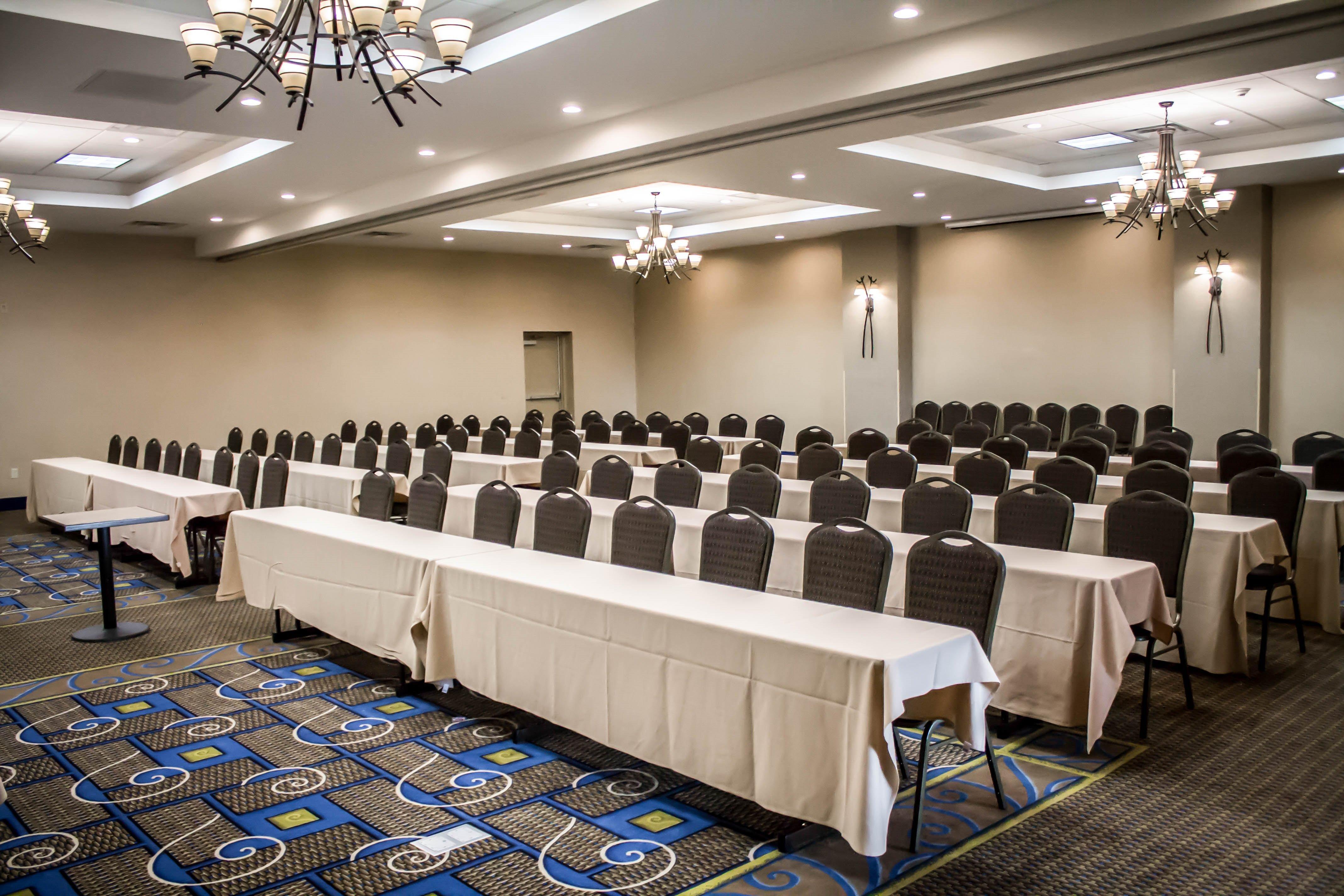 Holiday Inn Express & Suites - Albany Airport - Wolf Road By Ihg Exterior foto